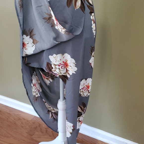 Open Back Halter Maxi Gray Tropical Floral Small - Picture 6 of 16